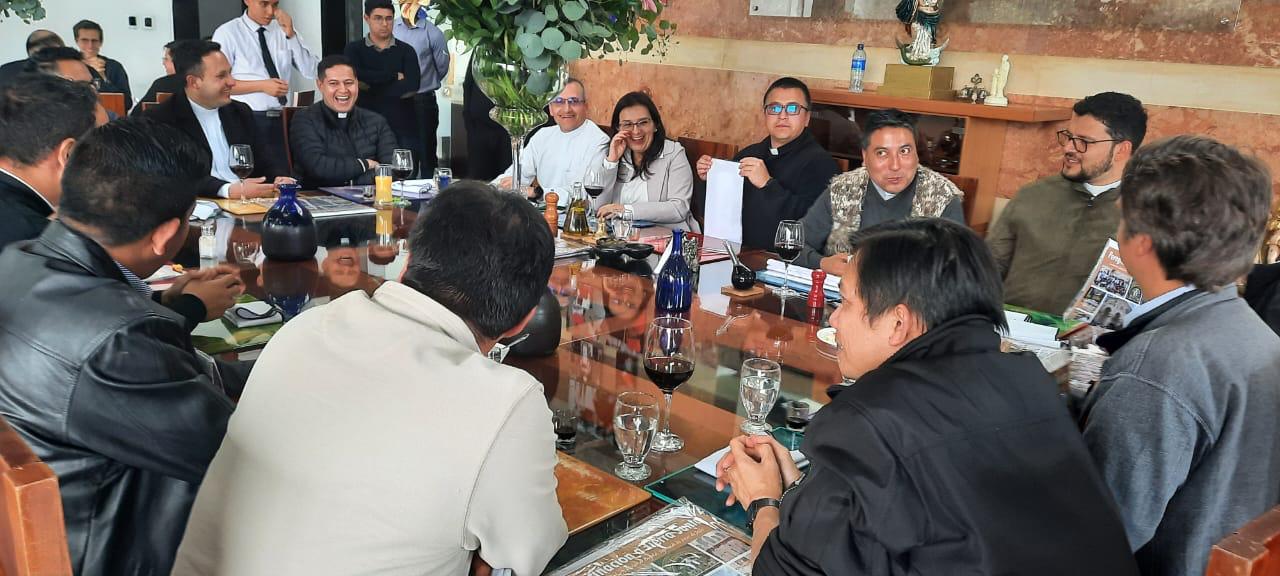 Un formador en formación: El padre Geovanny Colorado, cjm participa en el Encuentro de Formadores de la Organización de Seminarios de Colombia